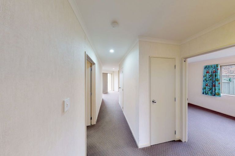 Photo of property in 6 Geneva Terrace, Kelvin Grove, Palmerston North, 4414