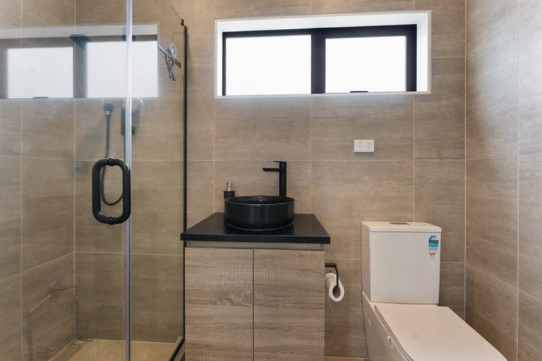 Photo of property in 9c Glamorgan Drive, Torbay, Auckland, 0630