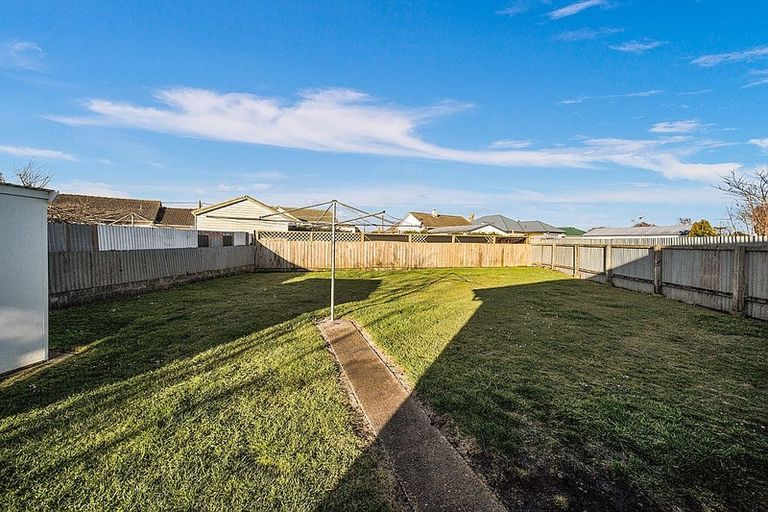 Photo of property in 52 Waihi Road, Hawera, 4610