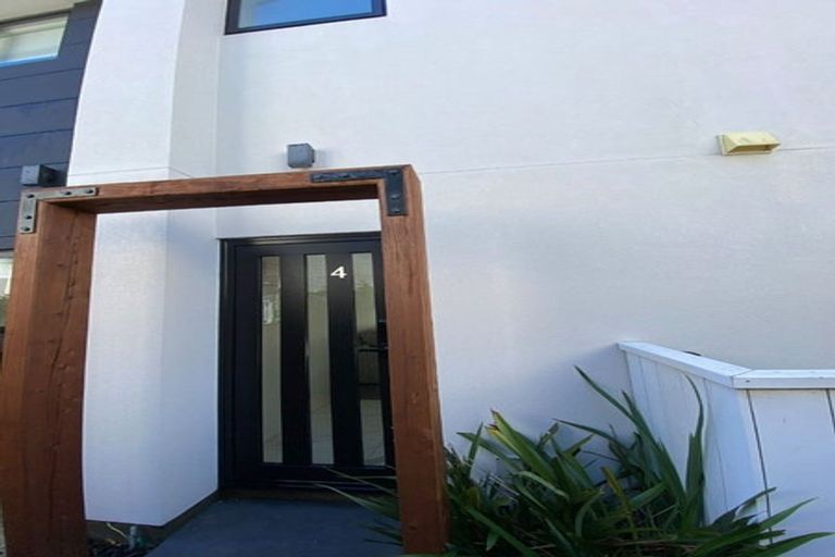 Photo of property in 4/158 Kilmore Street, Christchurch Central, Christchurch, 8013