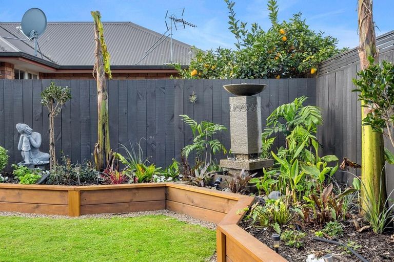 Photo of property in 7 Bayswater Court, Huntington, Hamilton, 3210