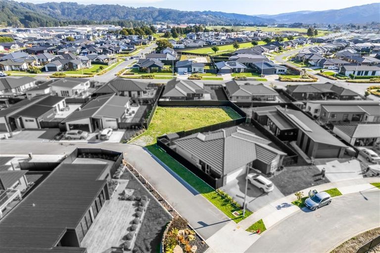 Photo of property in 4 Mcmillan Lane, Wallaceville, Upper Hutt, 5018