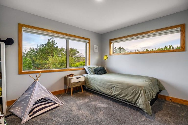 Photo of property in 33 Hakao Road, Minden, Tauranga, 3171