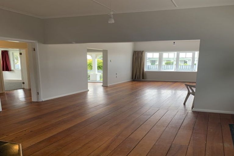 Photo of property in 9 Victoria Street, Levin, 5510