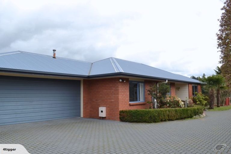 Photo of property in 219 Vaughan Road, Owhata, Rotorua, 3010