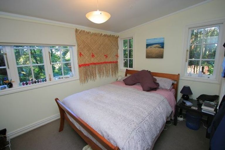 Photo of property in 57 Otitori Bay Road, Titirangi, Auckland, 0604