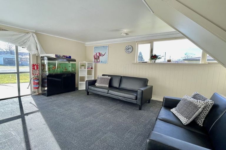 Photo of property in 85 Bledisloe Street, Kurow, 9435
