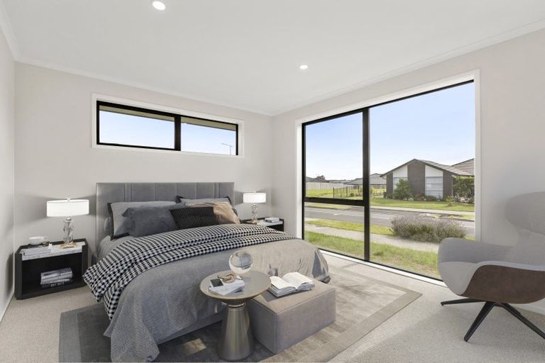 Photo of property in 21 Dame Nganeko Drive, Glenbrook, 2681