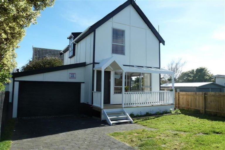 Photo of property in 5/69 Kenderdine Road, Papatoetoe, Auckland, 2025