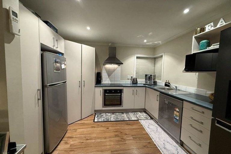 Photo of property in 53/64 Kawaha Point Road, Kawaha Point, Rotorua, 3010