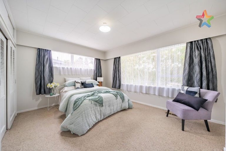 Photo of property in 8 Robson Street, Stokes Valley, Lower Hutt, 5019