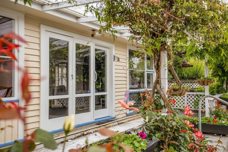 Photo of property in 10 Glencoe Street, Burnside, Christchurch, 8053