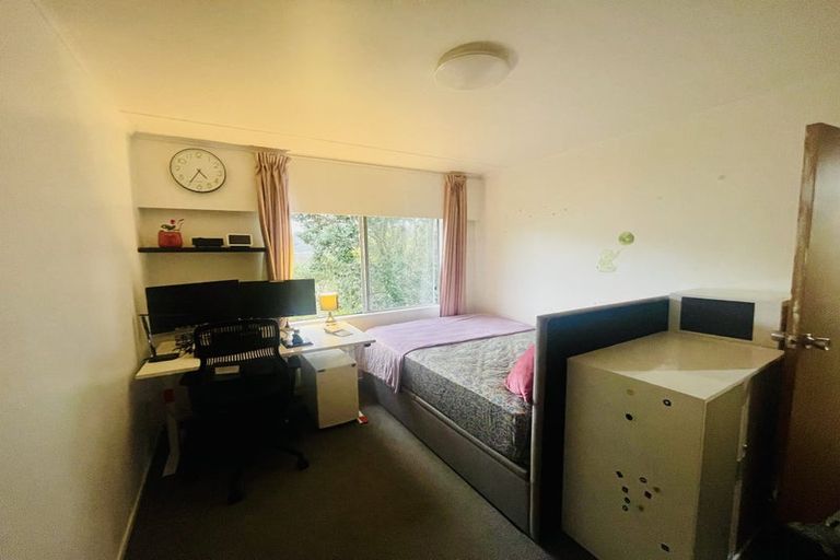 Photo of property in 2/50 Lincoln Avenue, Tawa, Wellington, 5028