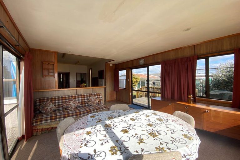 Photo of property in 67 Blake Street, Waitara, 4320