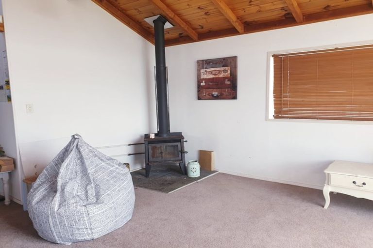 Photo of property in 20 Anglers Way, Wattle Downs, Auckland, 2102