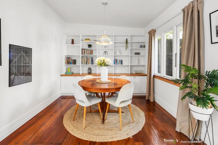 Photo of property in 14 Finlay Terrace, Mount Cook, Wellington, 6021