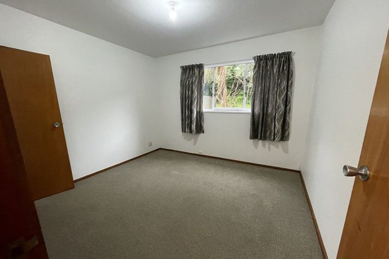 Photo of property in 1/63 Cheviot Road, Lowry Bay, Lower Hutt, 5013