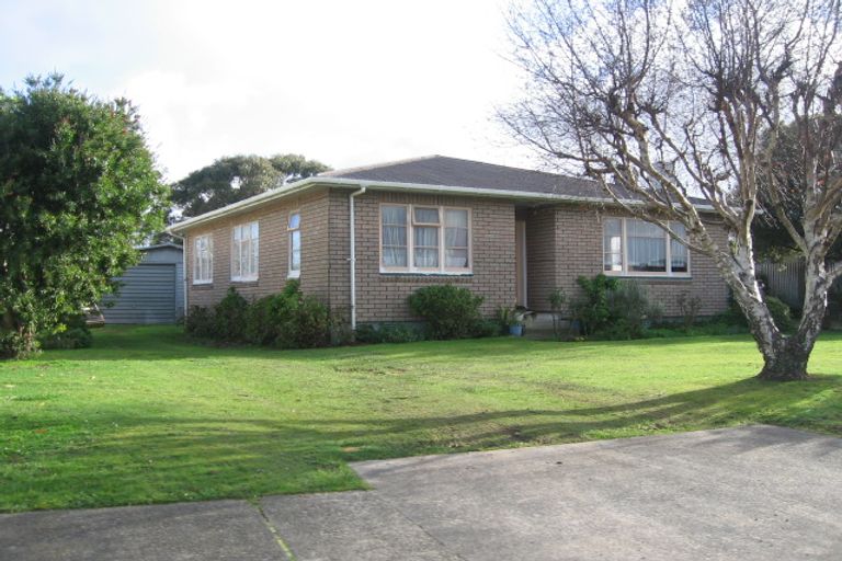 Photo of property in 14 Churchill Avenue, Feilding, 4702