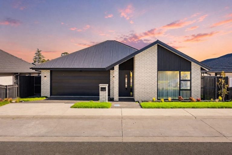Photo of property in 10 Celeste Terrace, Peacocke, Hamilton, 3206