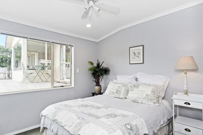 Photo of property in 71 Little John Drive, Bellevue, Tauranga, 3110