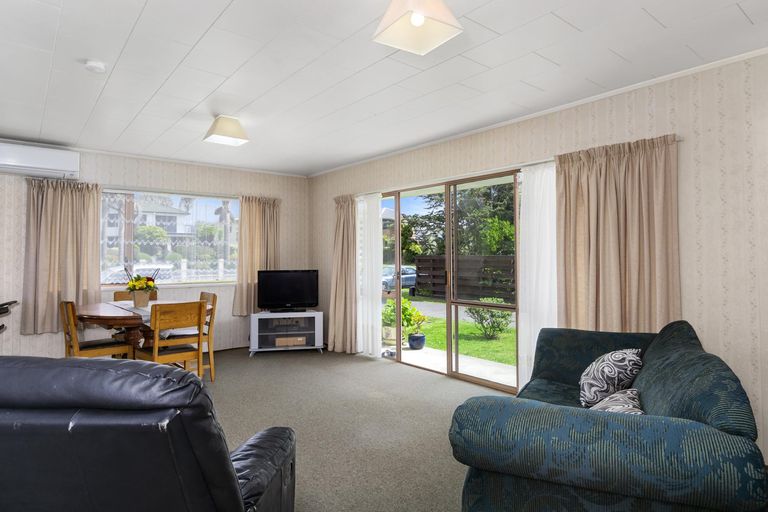 Photo of property in 87a Dickson Road, Papamoa Beach, Papamoa, 3118