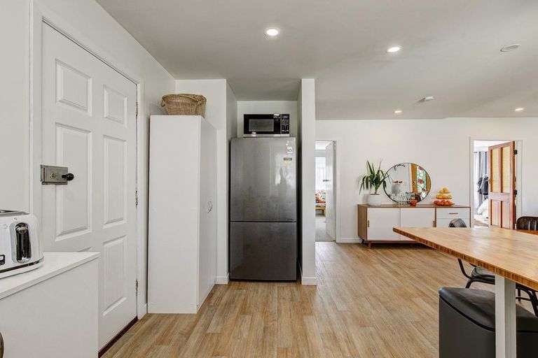 Photo of property in 126 Castor Crescent, Cannons Creek, Porirua, 5024