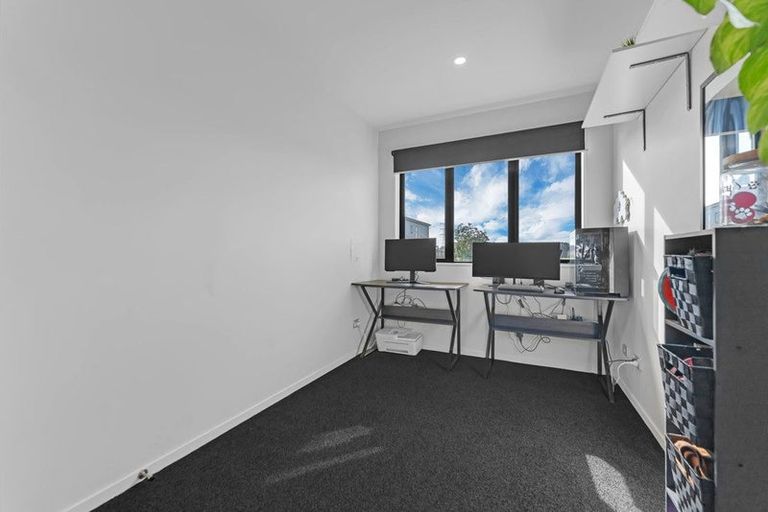 Photo of property in 2 Tidal View Road, Karaka, Papakura, 2113