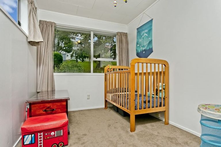 Photo of property in 1/49a Manuka Road, Bayview, Auckland, 0629