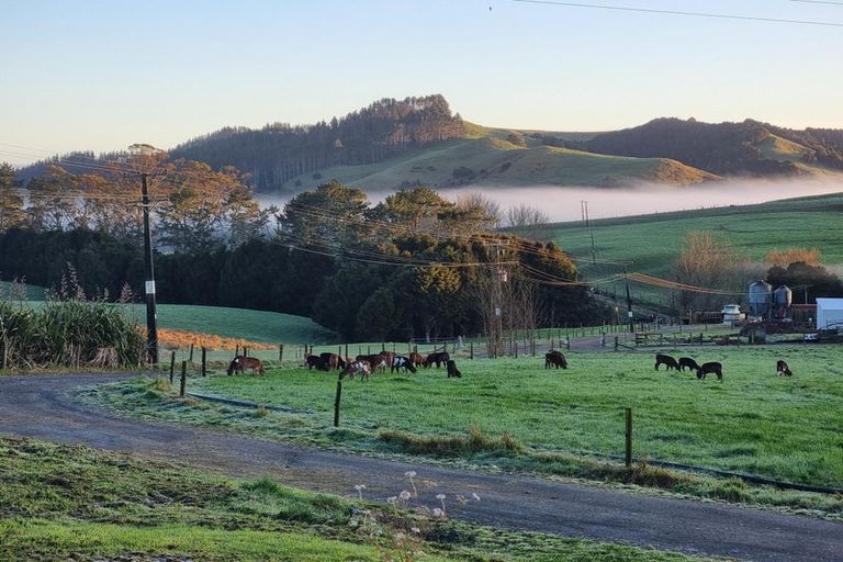 Photo of property in 1540 Millbrook Road, Taipuha, Paparoa, 0571