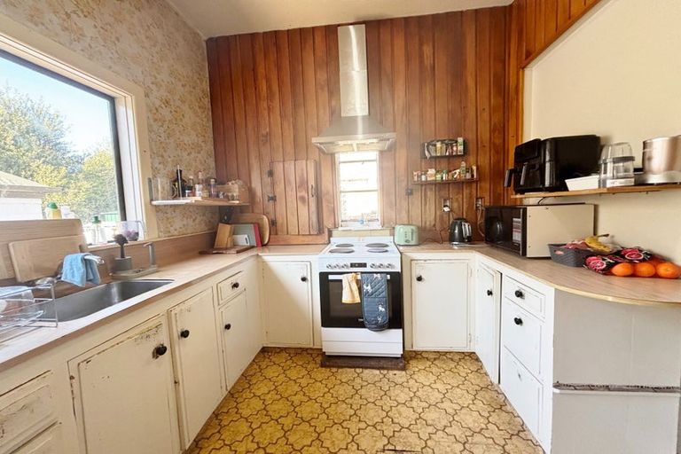 Photo of property in 24 Euston Street, Riccarton, Christchurch, 8041