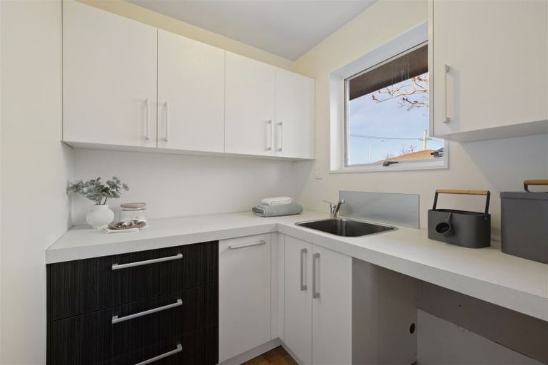 Photo of property in 478 Mairehau Road, Parklands, Christchurch, 8083