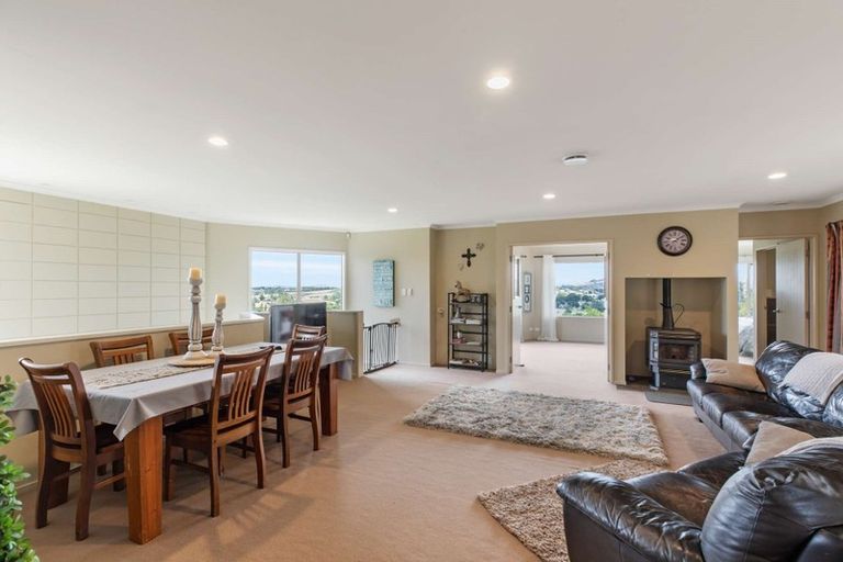 Photo of property in 136 Valley Road, Pukekohe, 2120