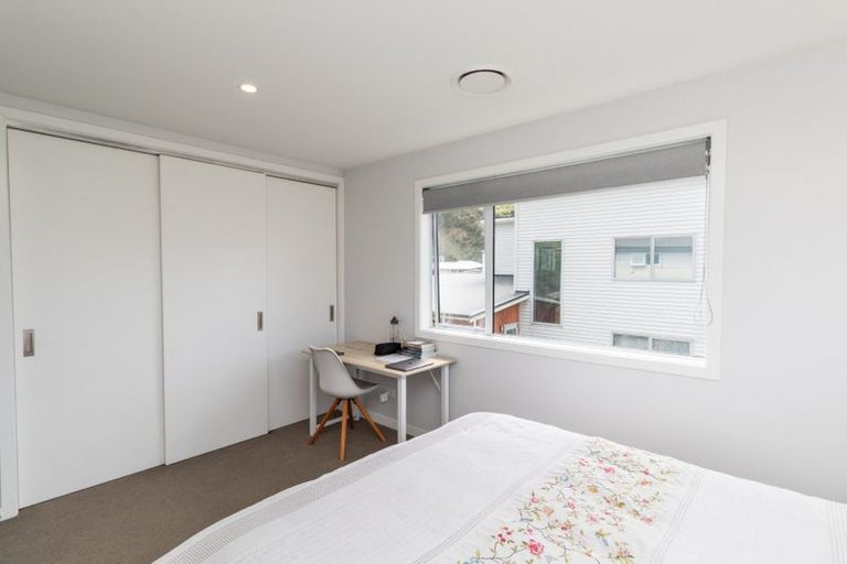 Photo of property in 92 Silverstream Road, Crofton Downs, Wellington, 6035