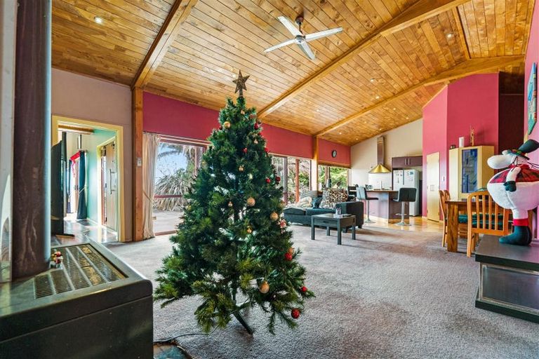 Photo of property in 187 Valley Road, Waimauku, 0881