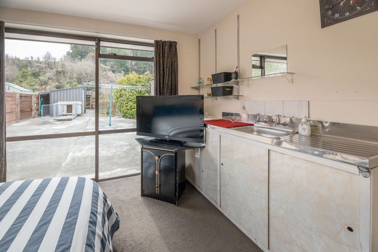 Photo of property in 19 Railway Terrace, Glentunnel, Coalgate, 7673