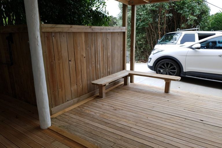 Photo of property in 41 Elliston Crescent, Stanmore Bay, Whangaparaoa, 0932