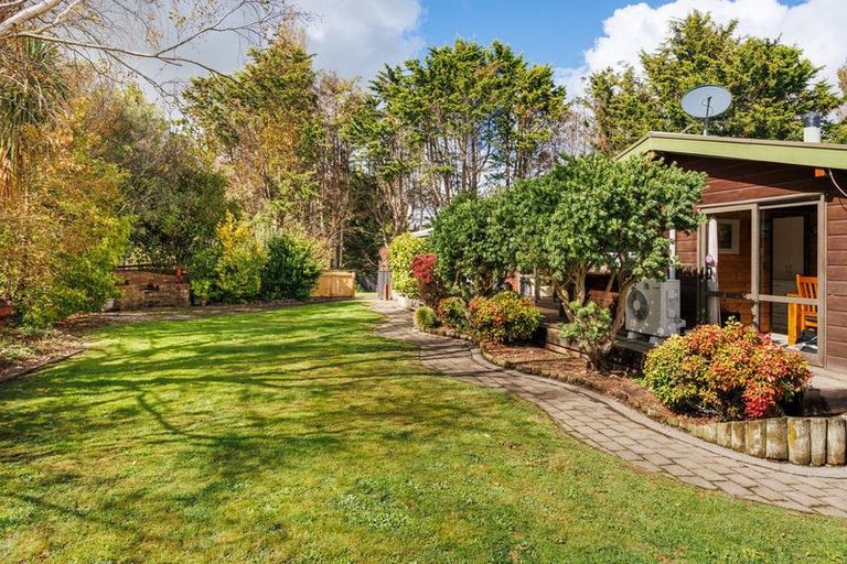 Photo of property in 8a Humphrey Street, Marton, 4710