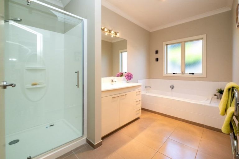 Photo of property in 71 Russell Robertson Drive, Havelock North, 4130