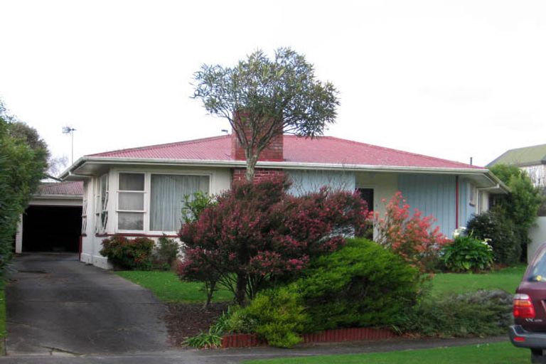 Photo of property in 11 Burfield Place, Awapuni, Palmerston North, 4412
