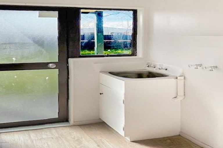 Photo of property in 19 Vera Street, Marton, 4710