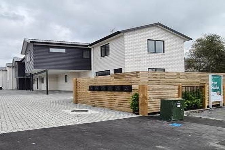 Photo of property in 1/3 Snead Place, Hamilton East, Hamilton, 3216