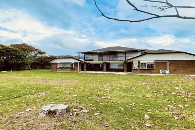 Photo of property in 11 Bream Revel Way, Karaka, Papakura, 2580