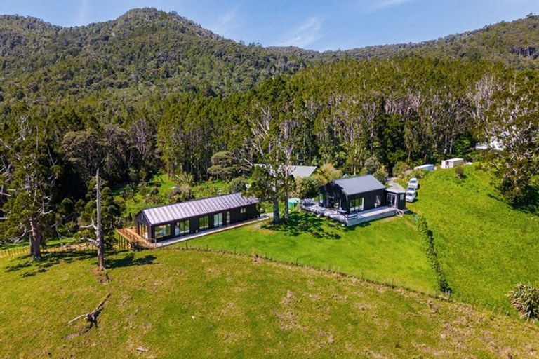 Photo of property in 42a Upland Road, Huia, Auckland, 0604