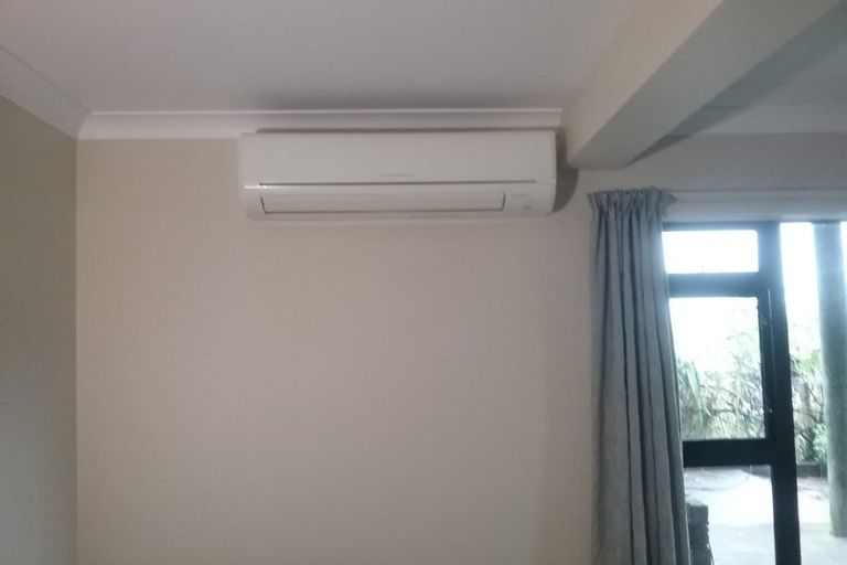 Photo of property in 319 Marine Dr York Bay, York Bay, Lower Hutt, 5013