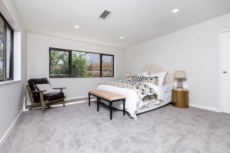 Photo of property in 150 Greenhithe Road, Greenhithe, Auckland, 0632