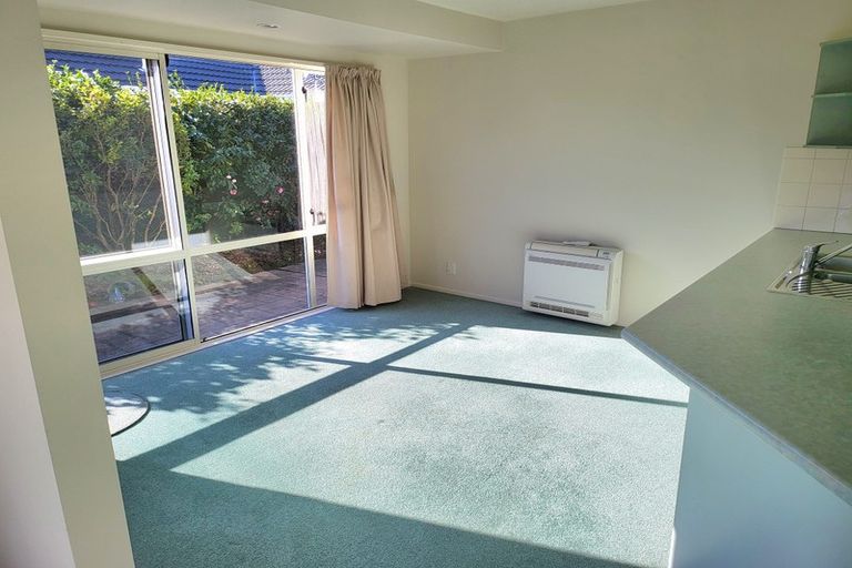 Photo of property in 11 Jadewynn Place, Halswell, Christchurch, 8025