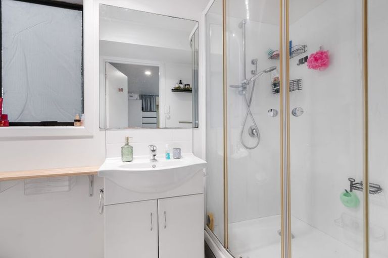 Photo of property in 185a Greenhithe Road, Greenhithe, Auckland, 0632