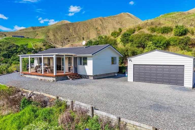 Photo of property in 1441 Marokopa Road, Marokopa, Te Kuiti, 3988