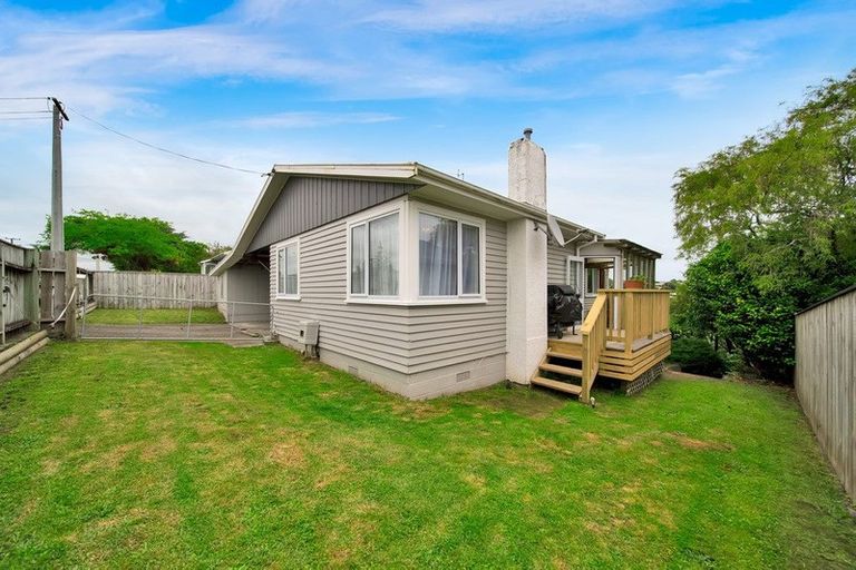 Photo of property in 162 Seaview Road, Westown, New Plymouth, 4310