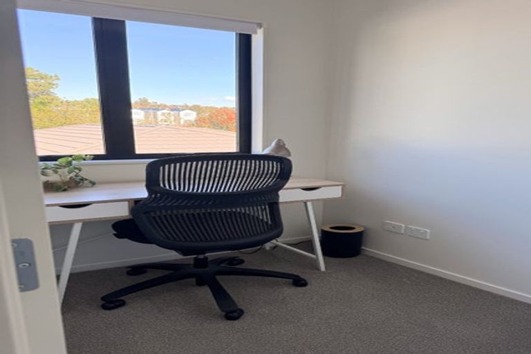 Photo of property in 19/12 Arney Road, Ranui, Auckland, 0612